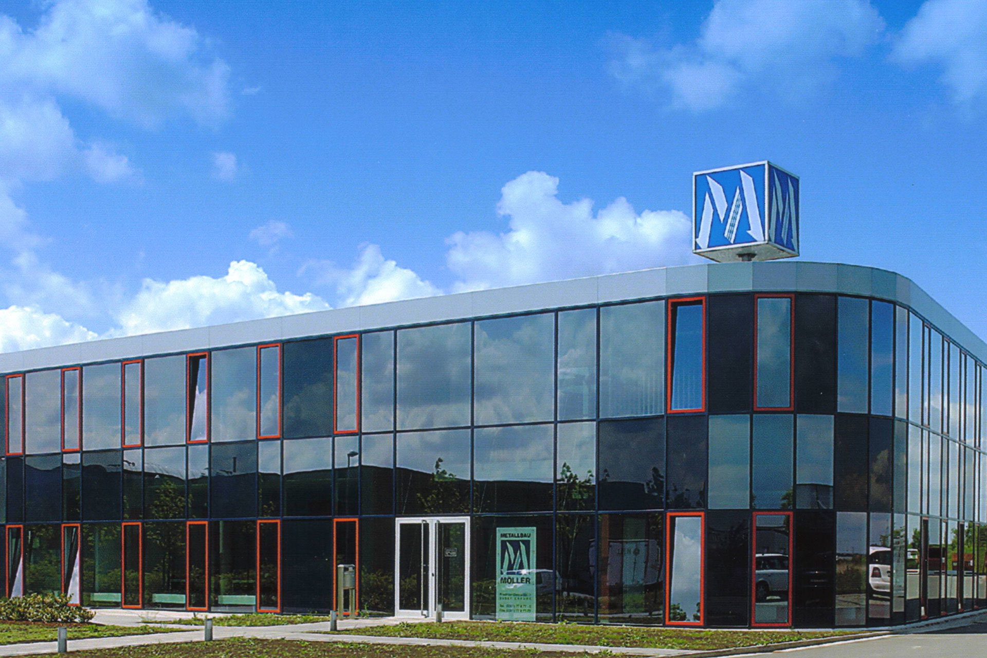 Neubau des Firmengebäudes von Metallbau Möller aus Erfurt