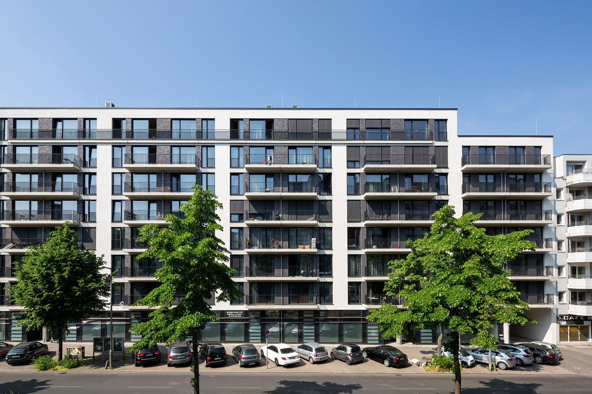 Balkonverglasung für Wohnhaus in Berlin – von Metallbau Möller